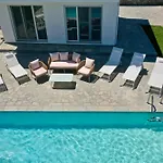 빌라 Beis Seaview 리메나스