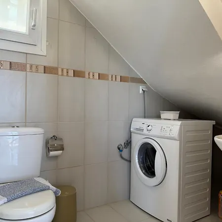 Beis Seaview Villa *